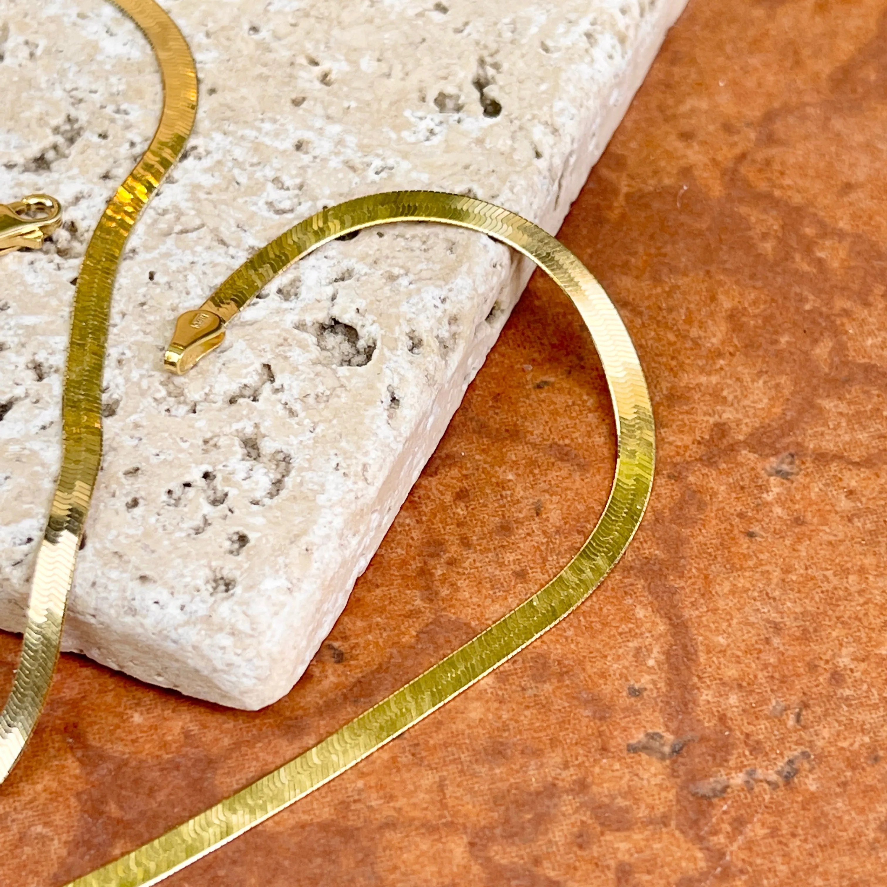 10KT Yellow Gold Flat 3mm Herringbone Chain Necklace