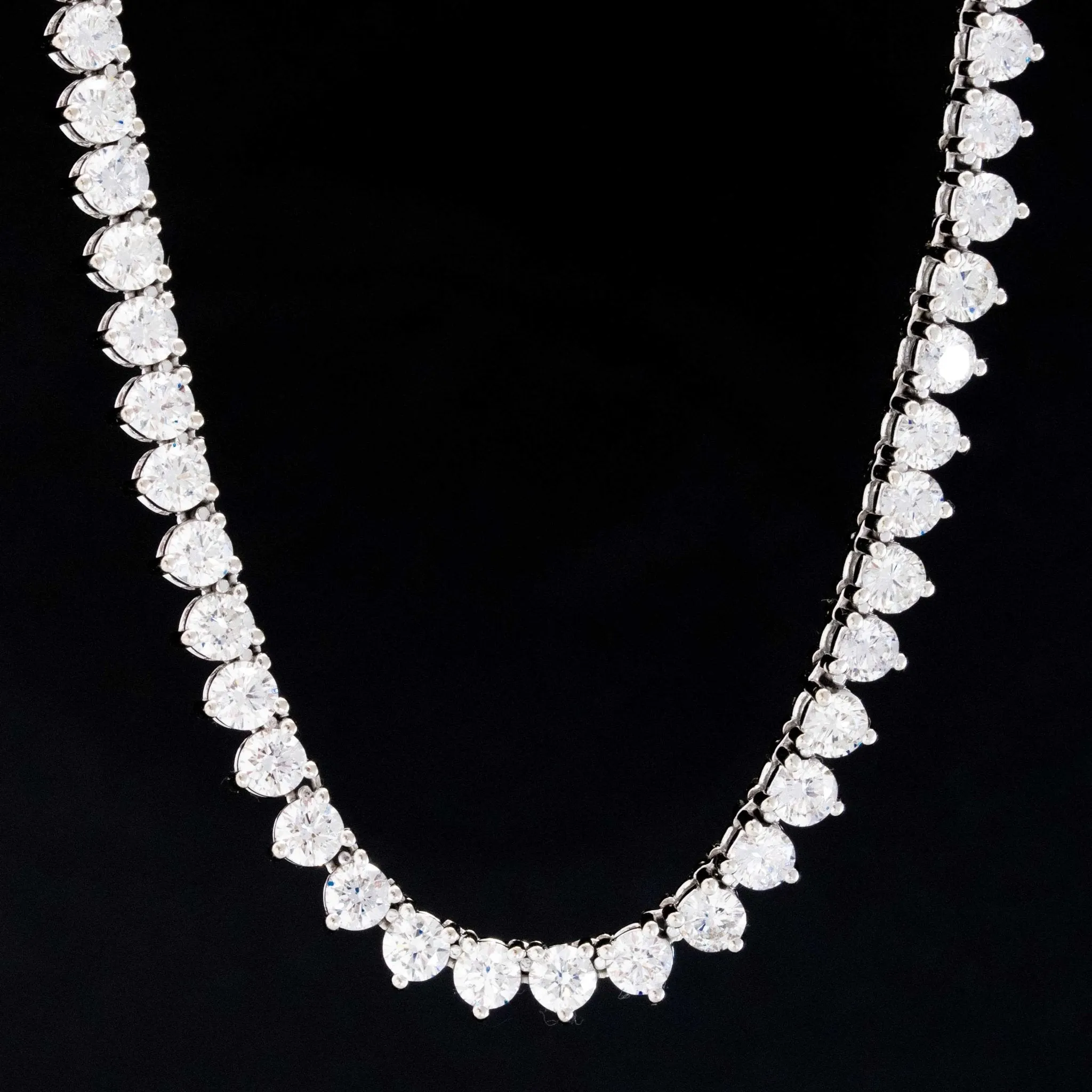 22.50ctw Diamond Tennis Necklace by Roberto Coin
