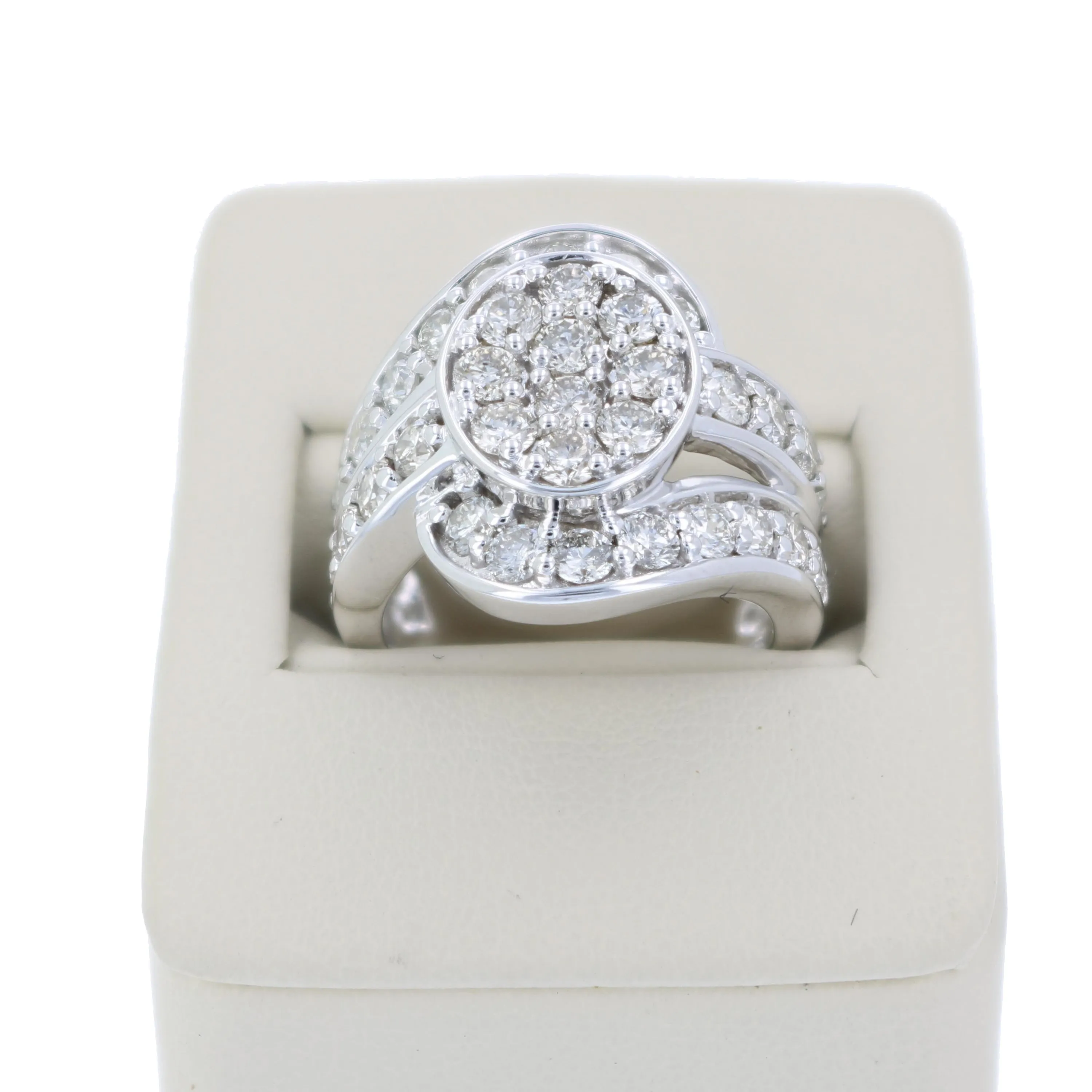 3 cttw Diamond Oval Engagement Ring in 14K White Gold