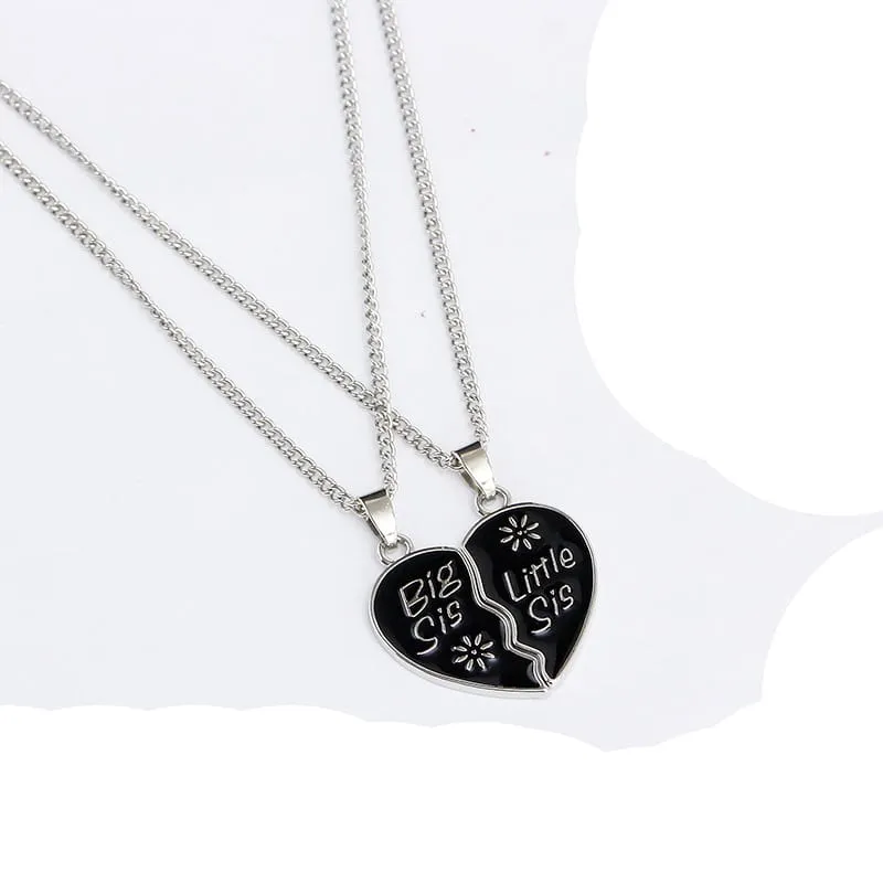 30 Pieces) Heart Shaped Splice Design Necklace Set