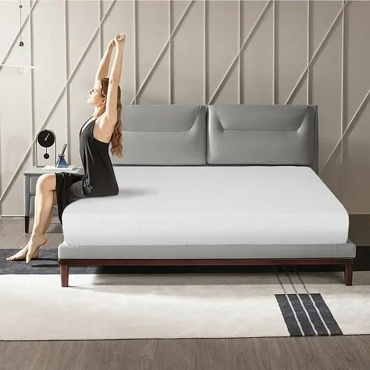 8 Inch Foam Medium Firm Mattress with Jacquard Cover-King Size - Color: White -