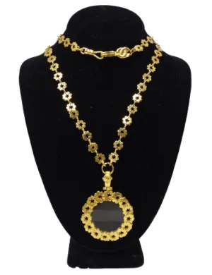 Chanel 1996 Glass Pendant Flower Necklace
