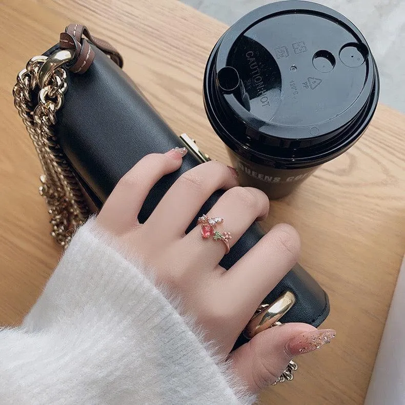 Floral Heart Ring - Mia