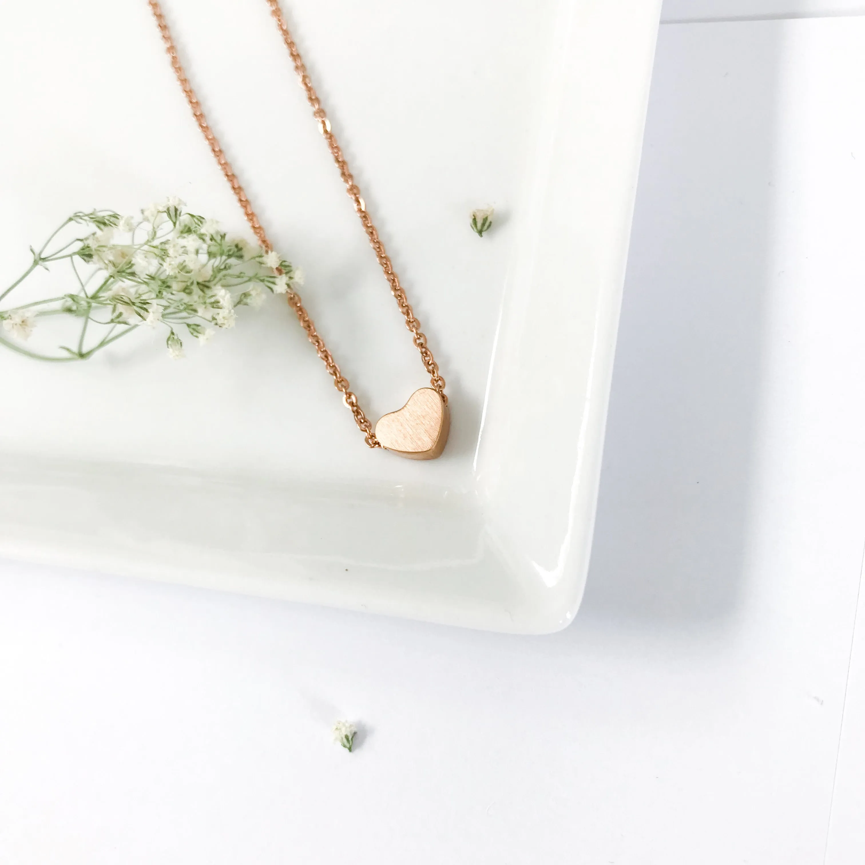Gold "I Heart you" Necklace Victoria Collection