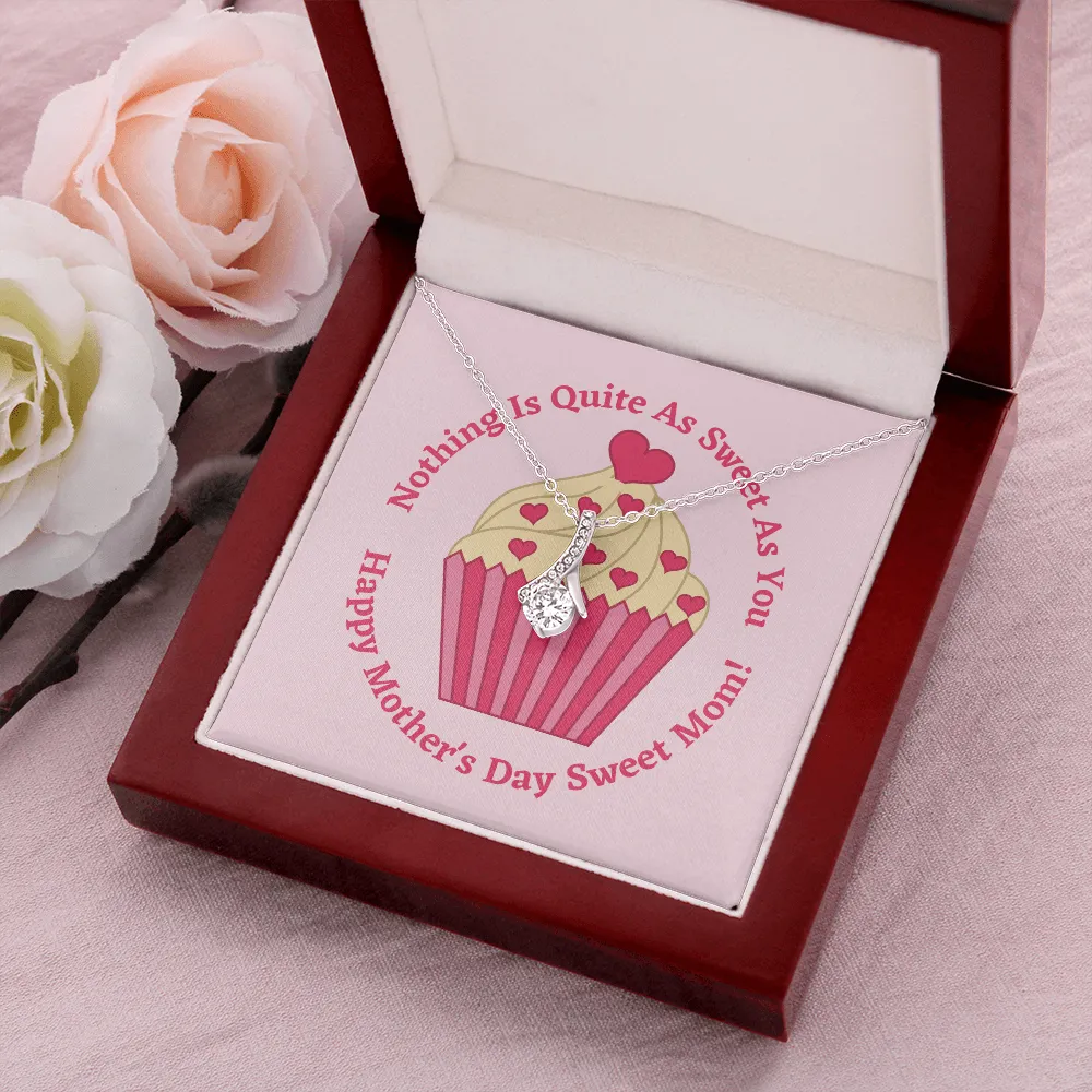 Happy Mother's Day Sweet Mom Alluring Beauty Necklace