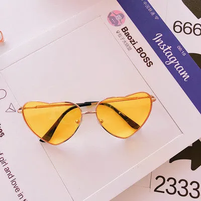 Heart-shaped glasses KF81282