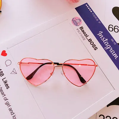 Heart-shaped glasses KF81282