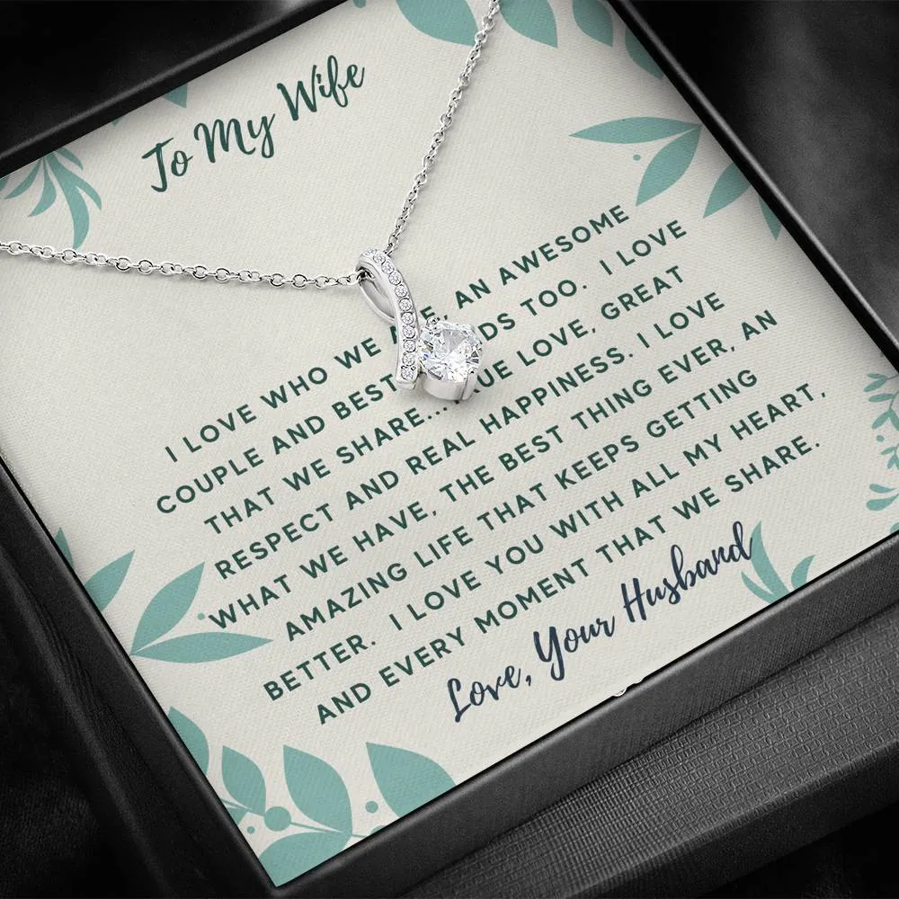 I love who we are-Alluring Beauty Solitaire Necklace for Wife