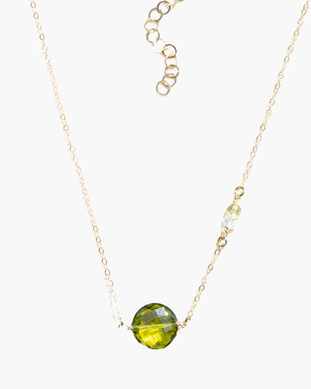 MACARON NECKLACE IN PERIDOT