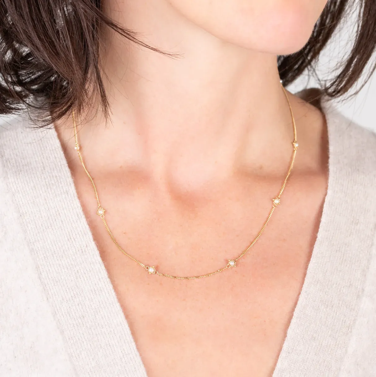 Pearl Station necklace