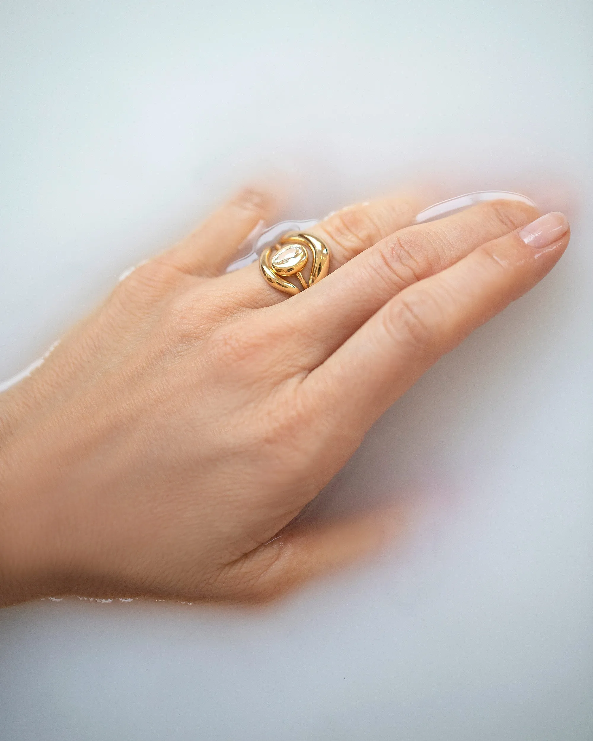 Precise Ring - Moval Diamond