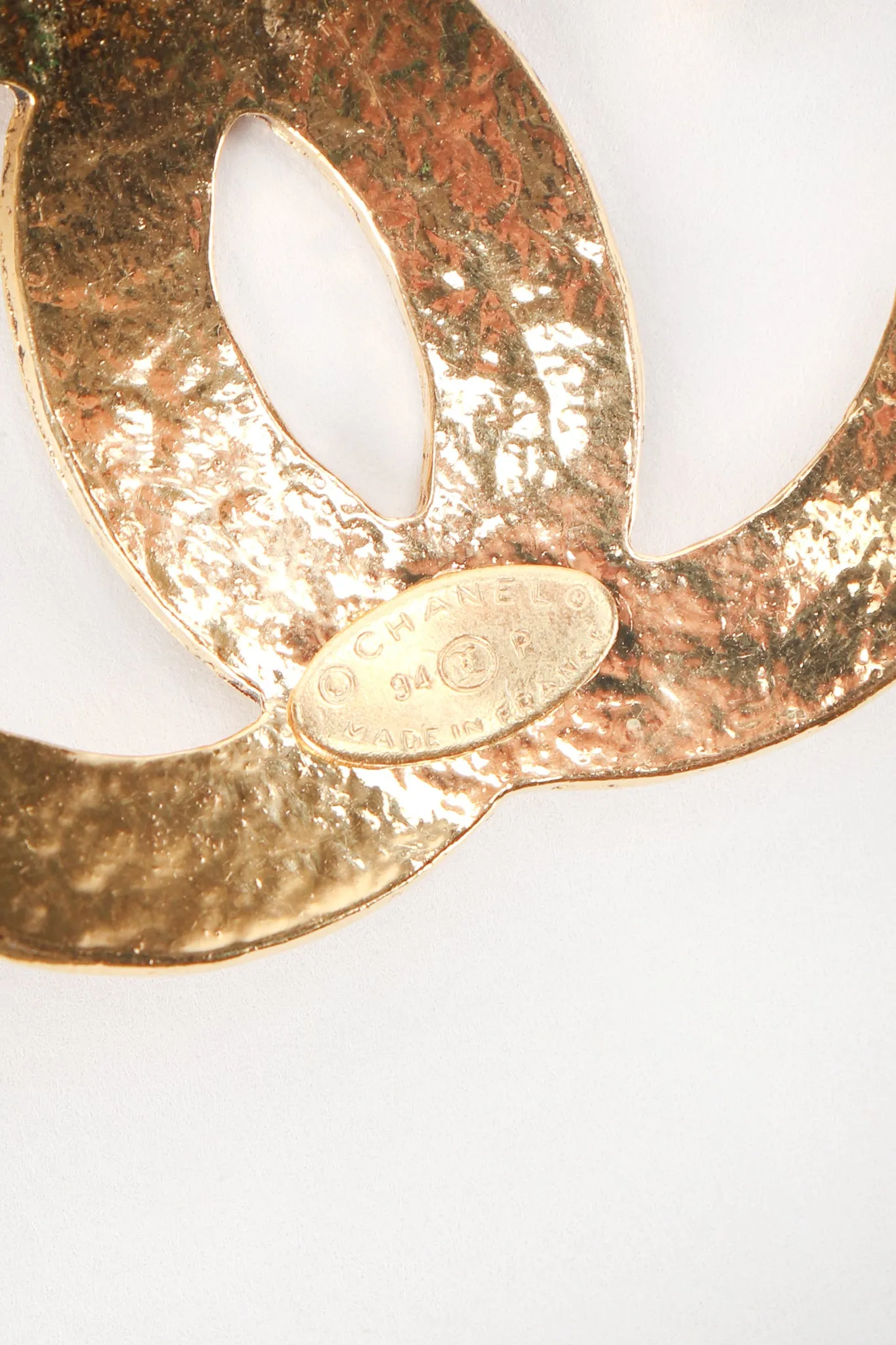 Quilted CC Logo Pendant