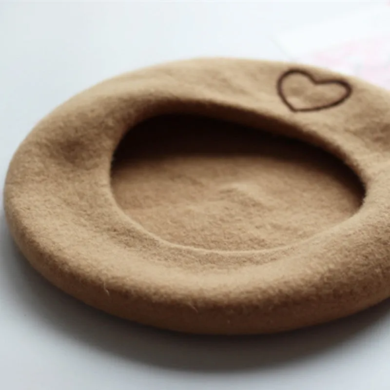 "LOVE HEART" BERET K061411