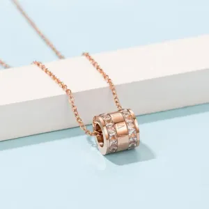 Roman Numerals Zircon Pendant Necklace: Exquisite Double Loop Design in Rose Gold Titanium Steel – A Beautiful Jewelry Gift for Women