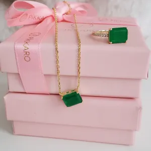Shimmering Emerald Necklace
