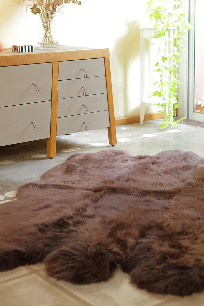 Six Piece Sheepskin Fur Rug - Brown Chocolate (4.7´ x  6.4´ )