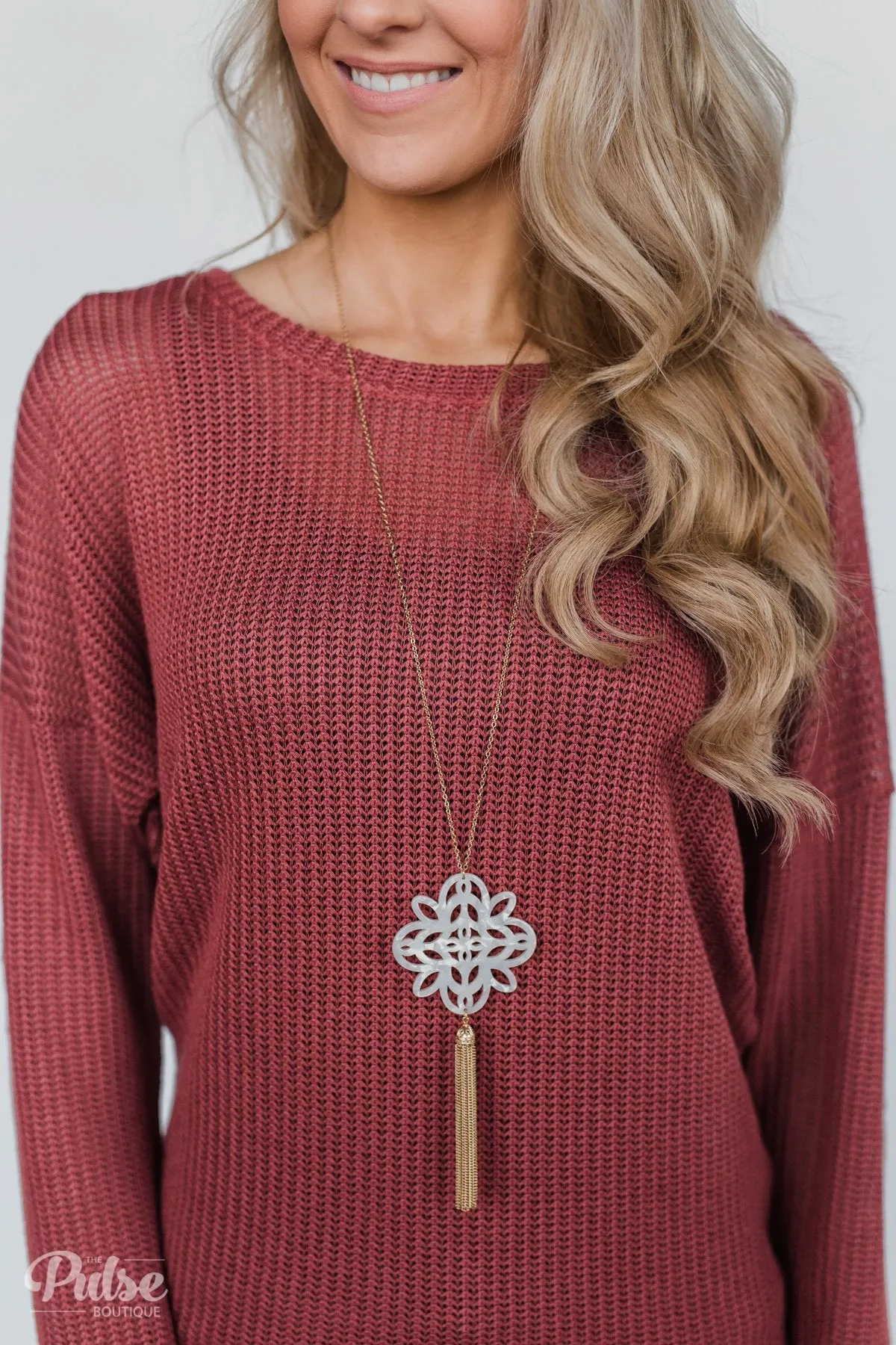 Snowflake & Tassel Necklace- Gold