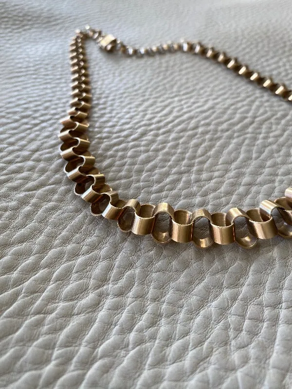 Superb Unusual vintage 14k gold Ruffle link necklace - Denmark 34g