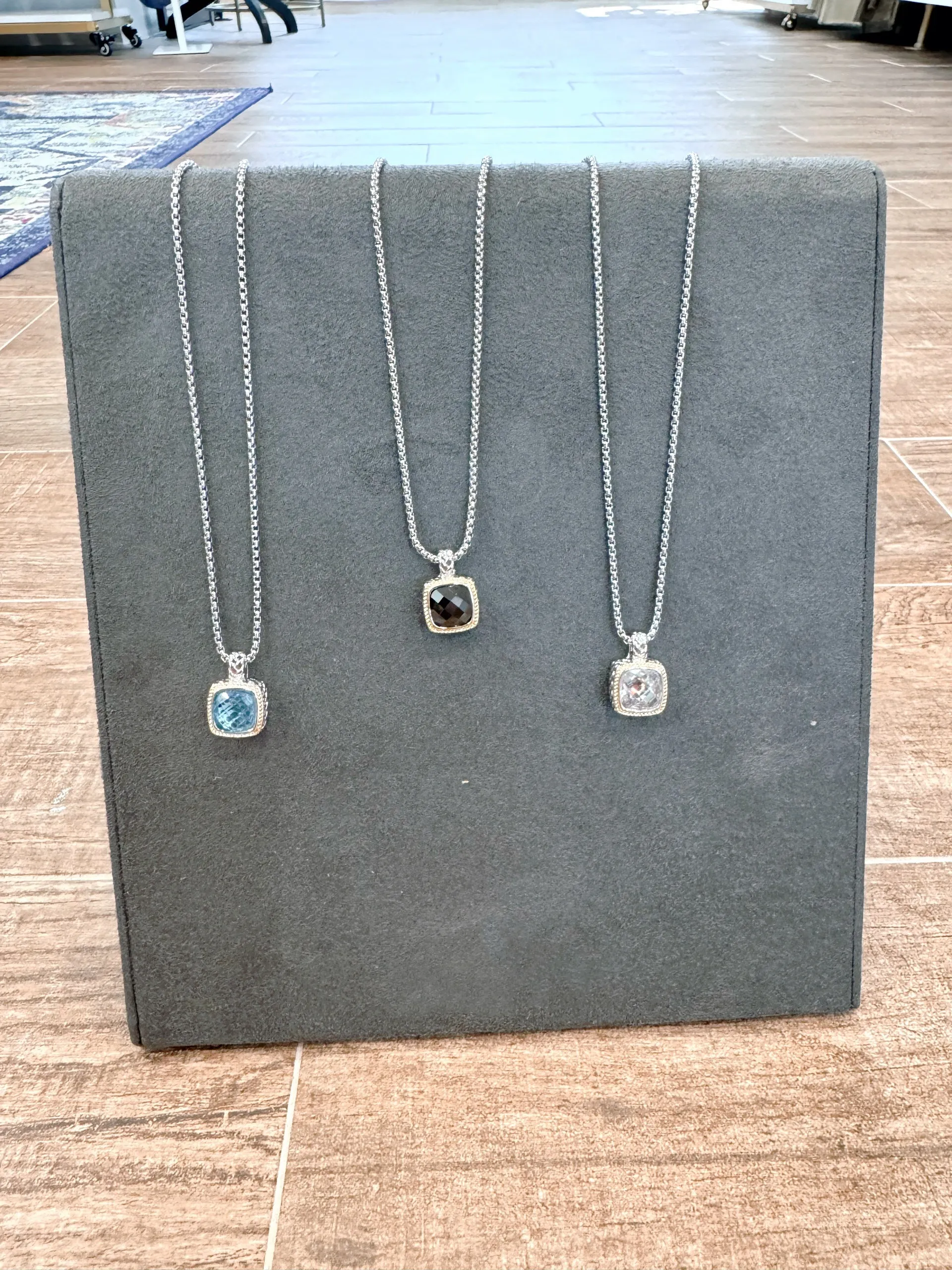 That's So Cute Pendant Necklace