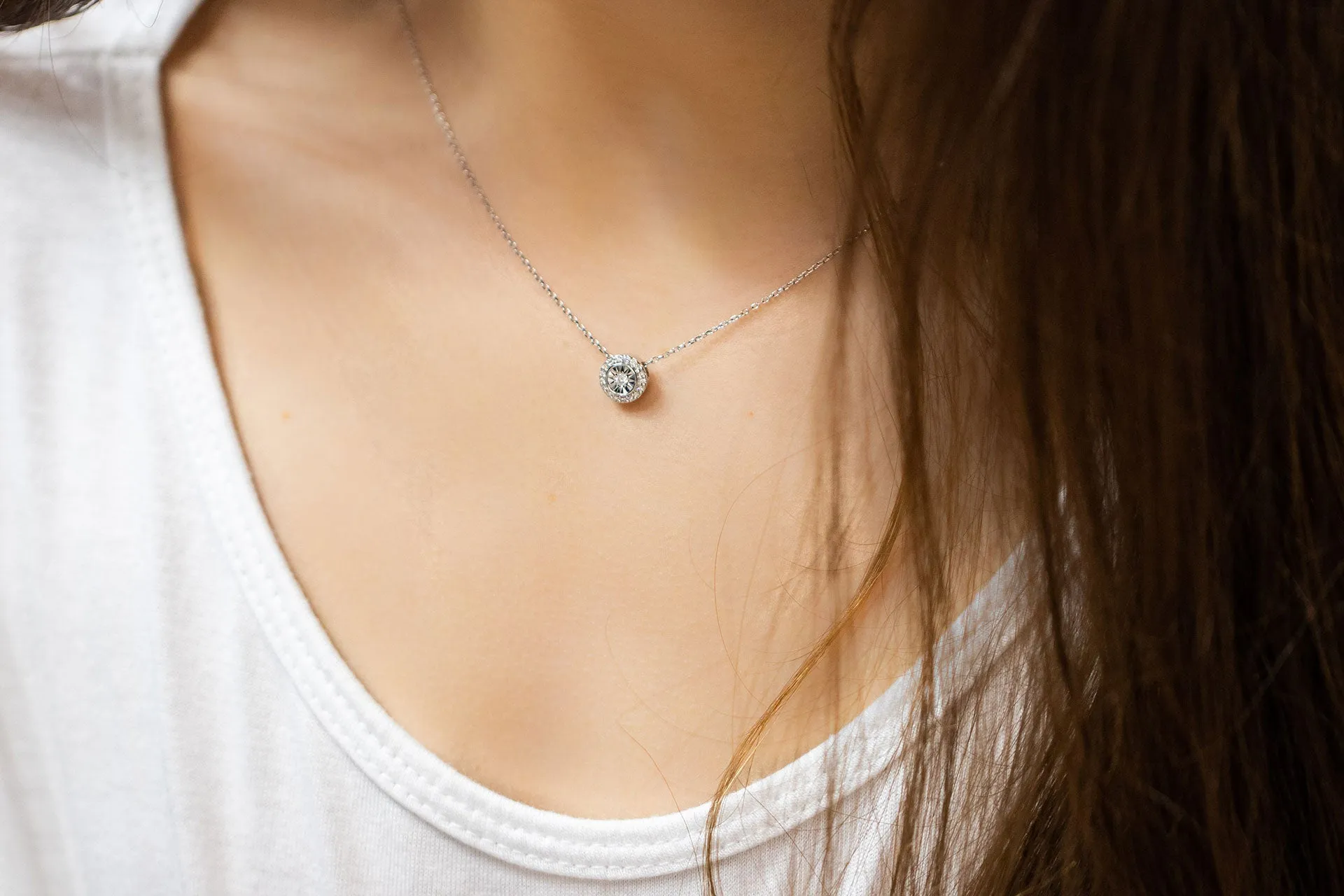 The Halo Pendant