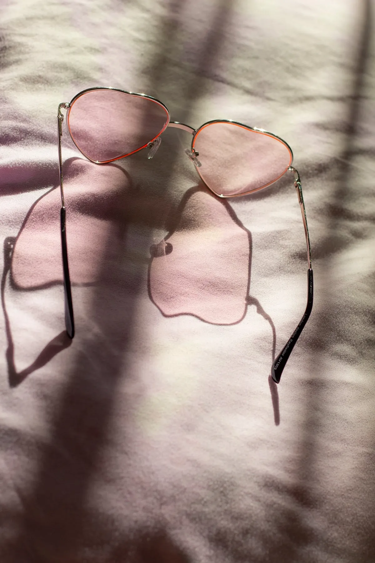 Tint Heart Frame Sunglasses