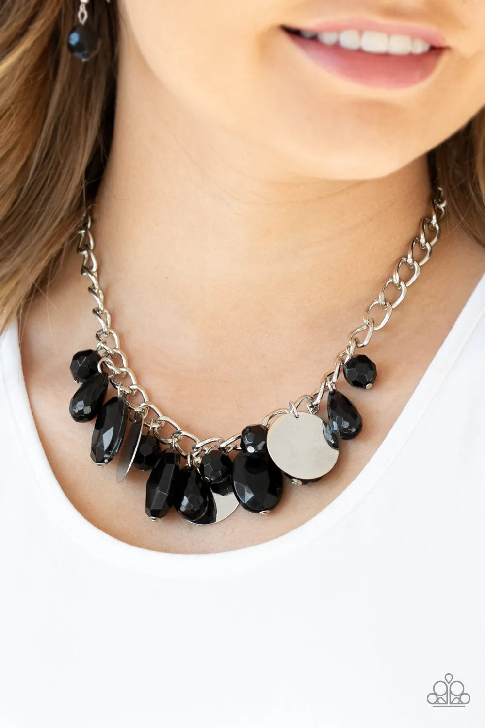 Treasure Shore Black Necklace