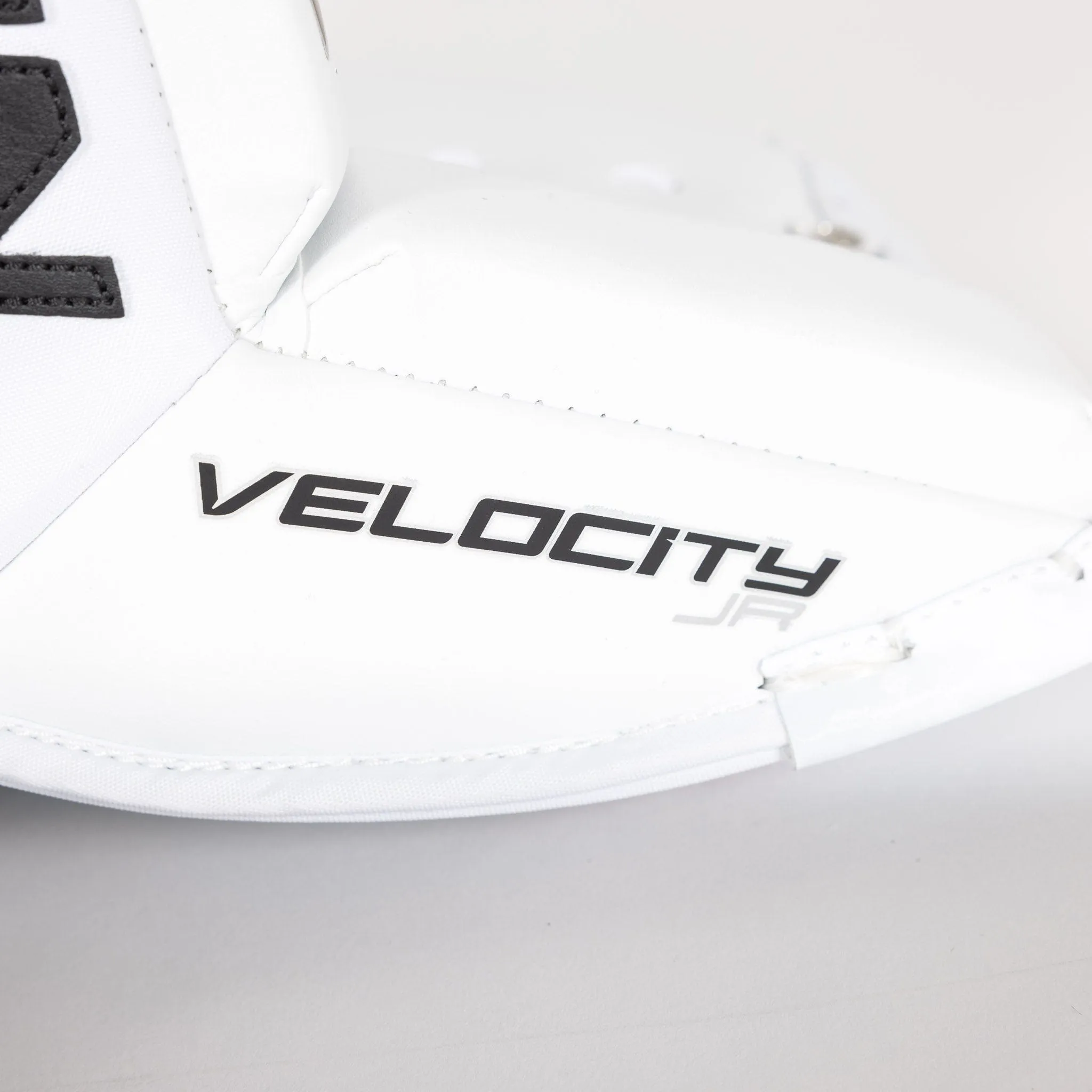 Vaughn Velocity V10 Junior Goalie Leg Pads