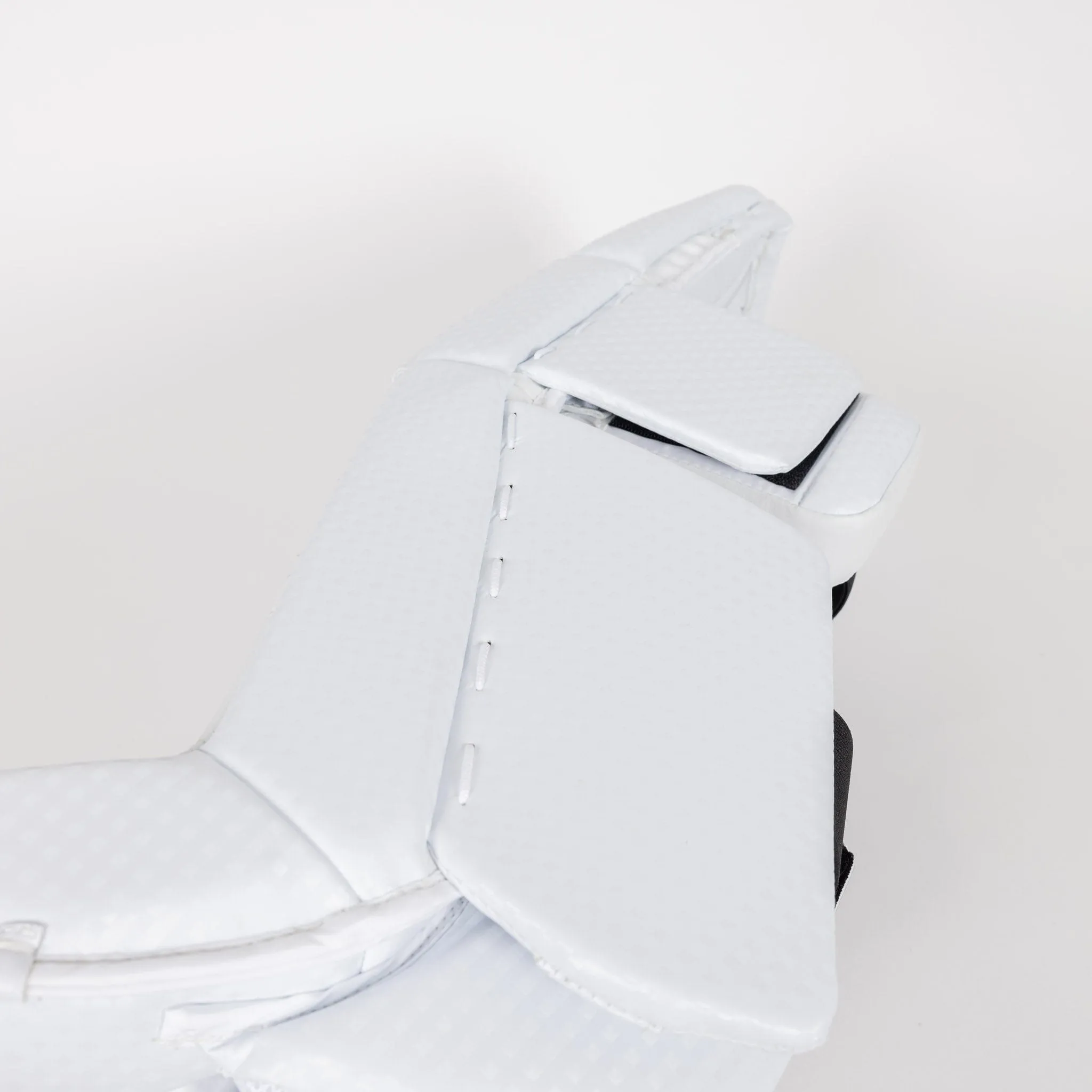 Vaughn Velocity V10 Junior Goalie Leg Pads