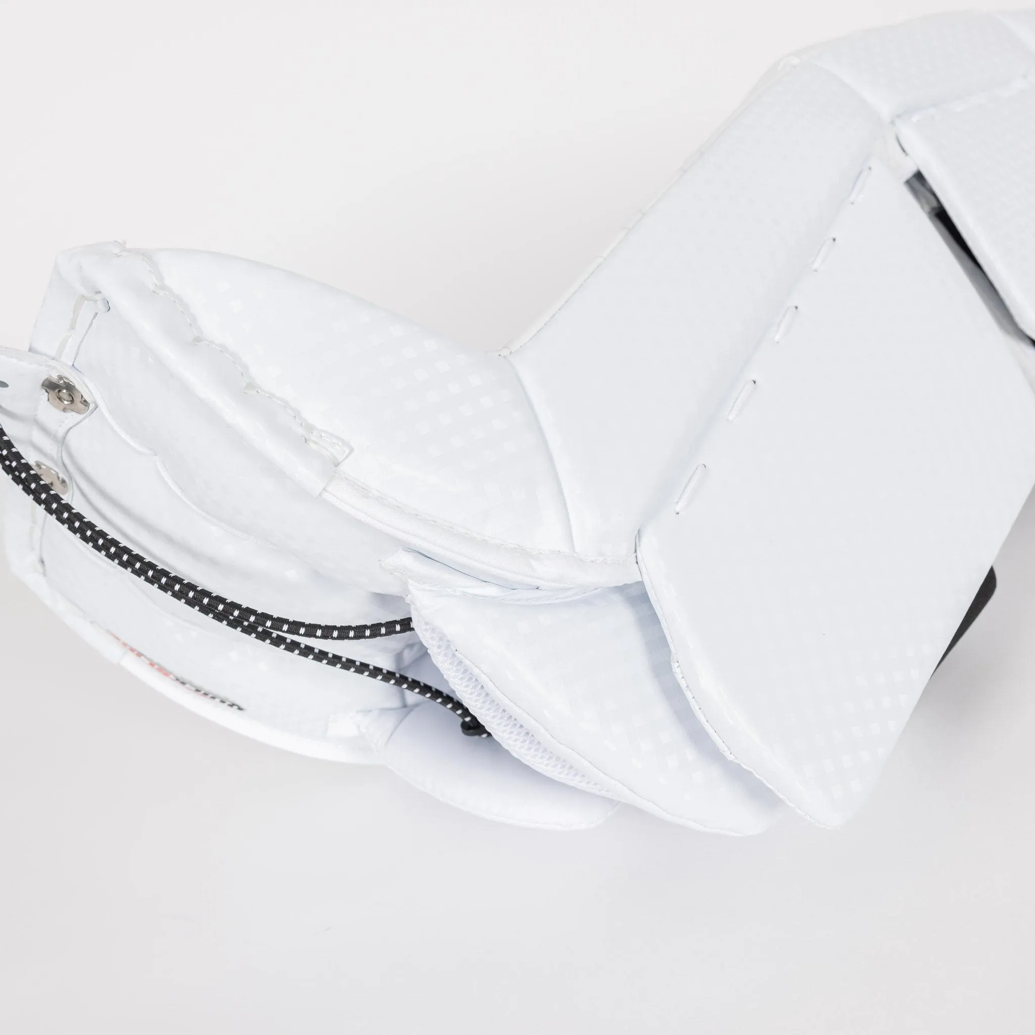 Vaughn Velocity V10 Junior Goalie Leg Pads