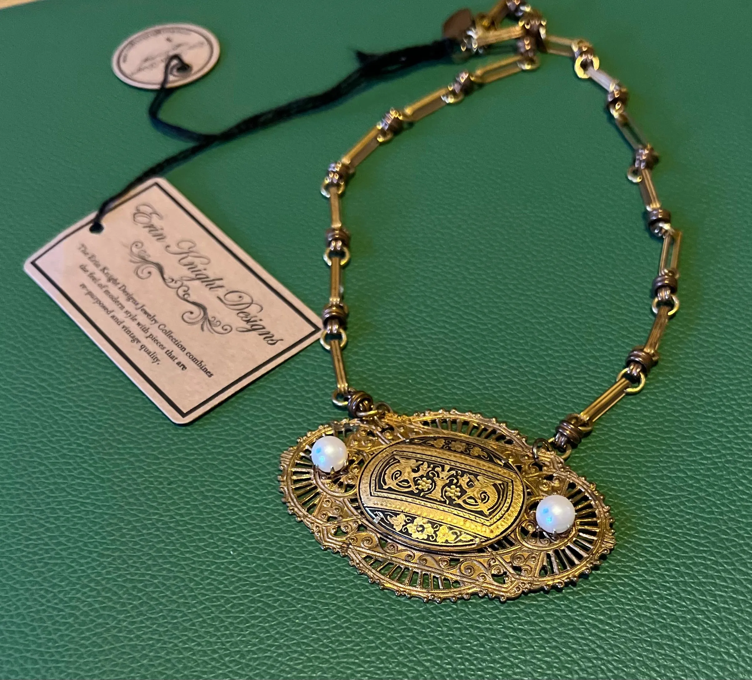 Vintage Chain w/ Vintage Damascene Pendant