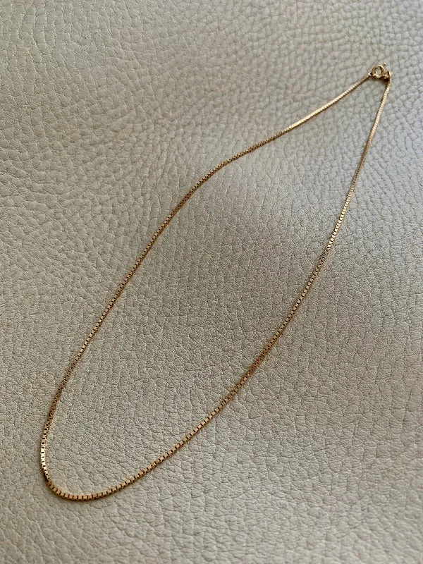 Vintage Italian box link gold chain necklace - 16inches of 18k gold