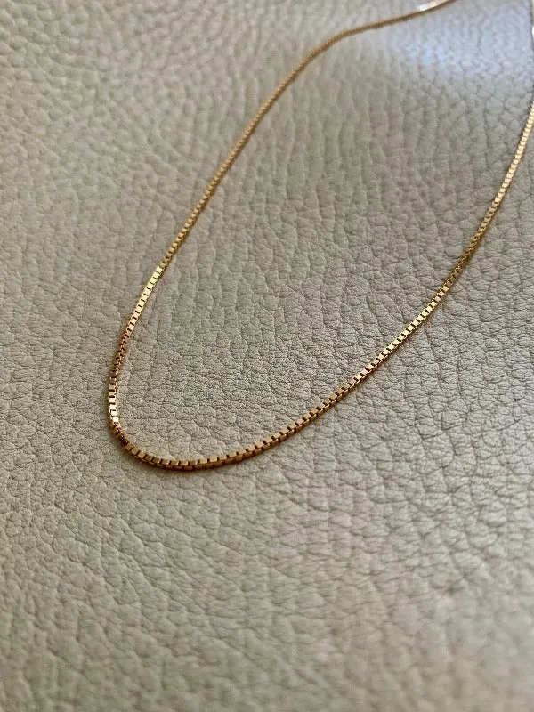 Vintage Italian box link gold chain necklace - 16inches of 18k gold