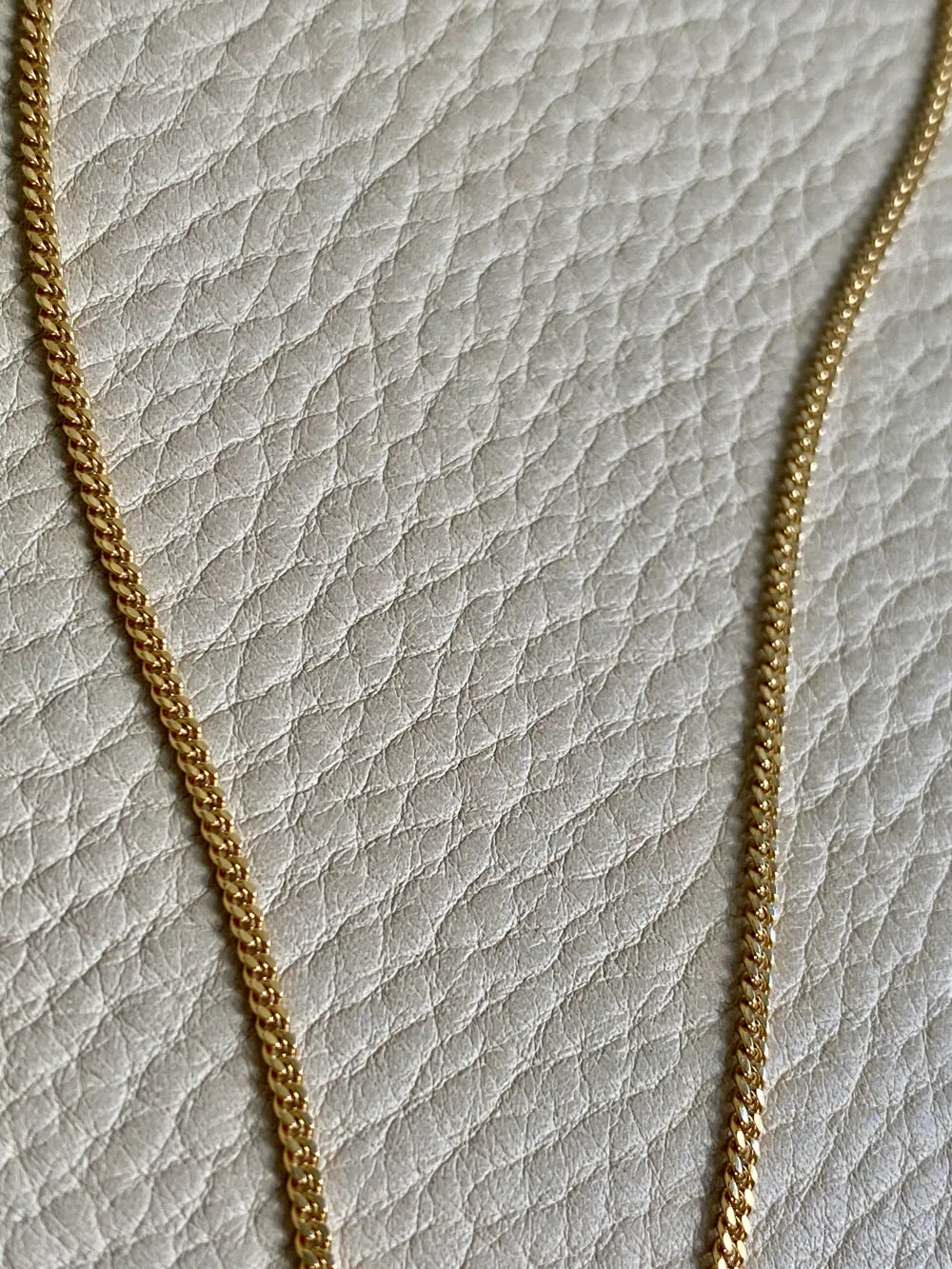 Vintage Italian Classic 18k gold curb link necklace, era 1944-1967 - 20 inch length