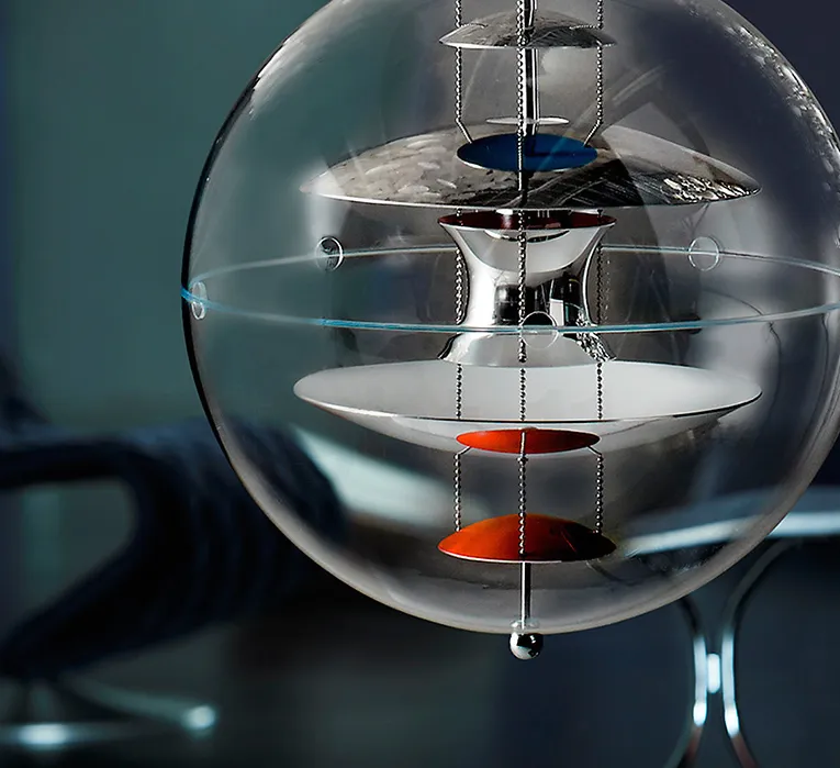 VP Globe Glass pendant lamp