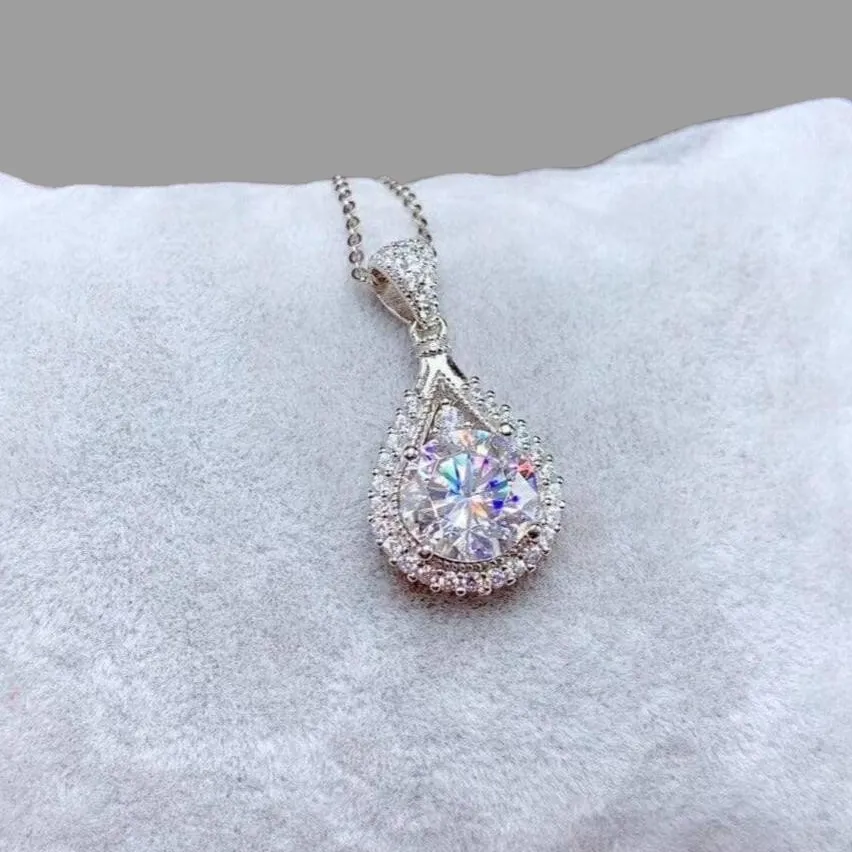 Water Drop Style Pouring Diamond Necklace