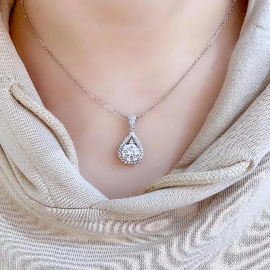 Water Drop Style Pouring Diamond Necklace