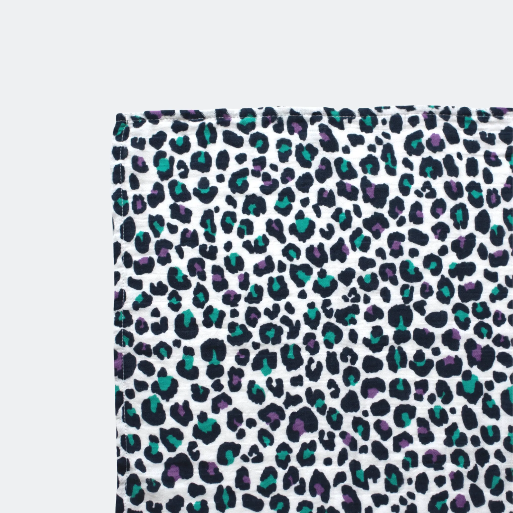XL PURPLE LEOPARD MUSLIN - for 5  month old babies
